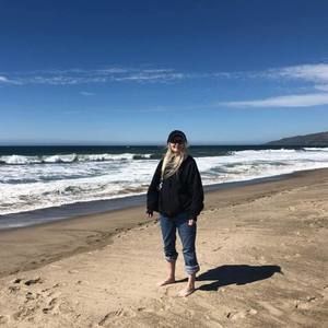 Meet your Posher, Beverly